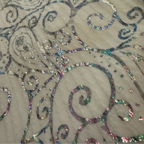 LuLaRoe White and Iridescent Paisley Print Cassie Pencil Skirt - Size Large - Picture 2 of 3